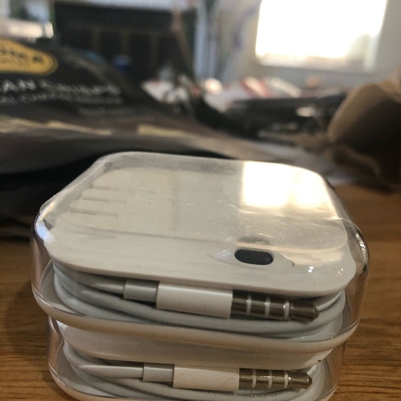 ๐ฑNew For Apple iPhone Wired 3.5MM Earbuds Headset - Picture 10 of 11